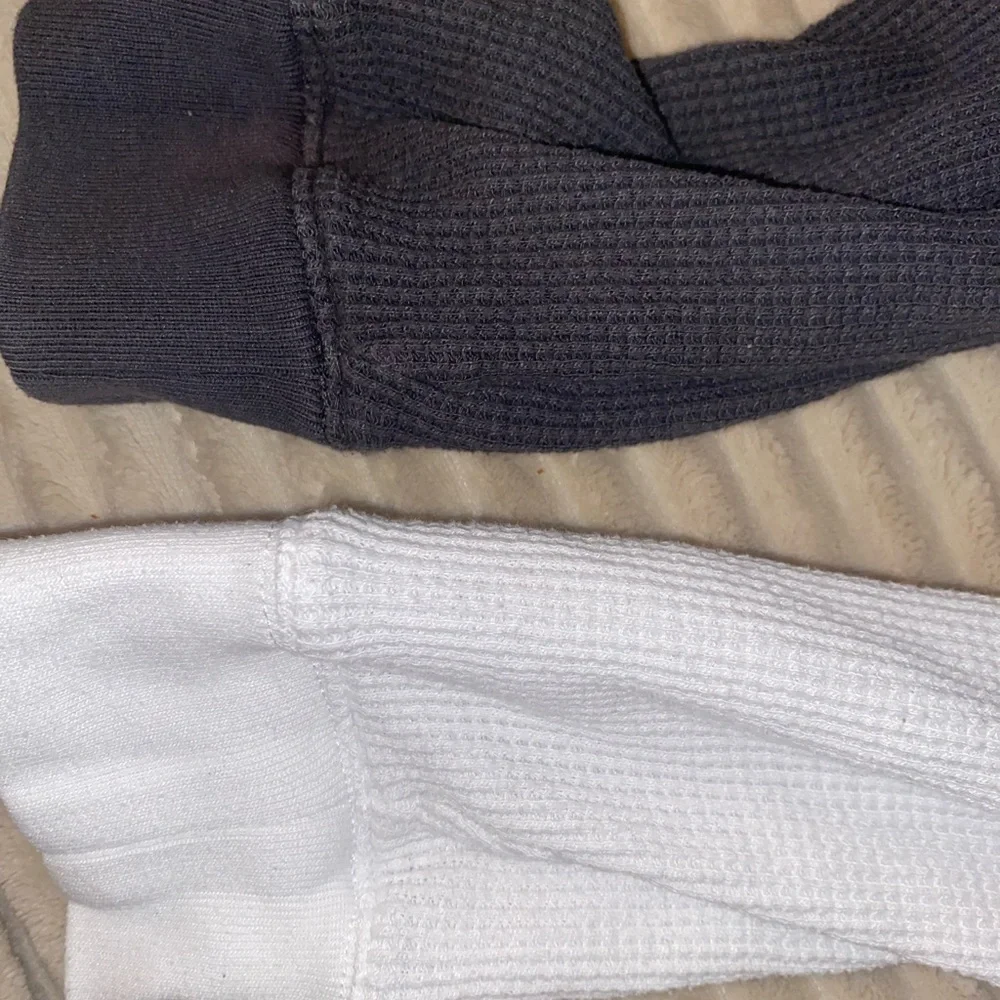 Abercrombie 2pack Cropped Waffle Longsleeves Soft AF - Picture 6 of 8